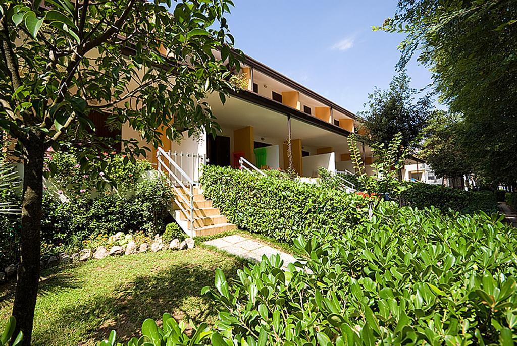 Residence Cinzia Pool Bibione Zewnętrze zdjęcie