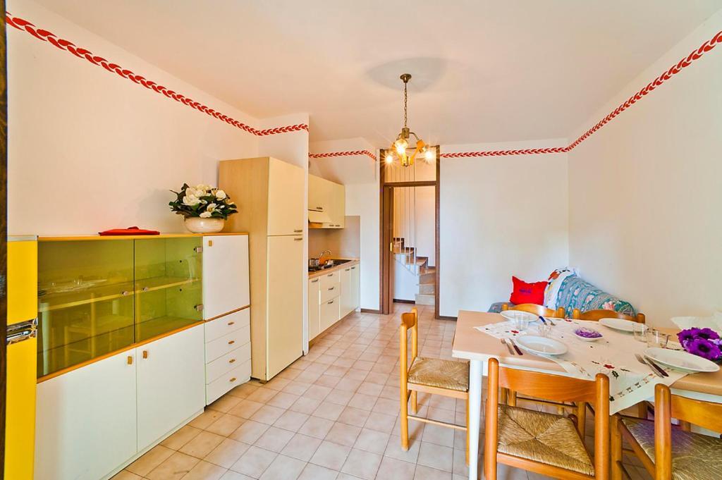 Residence Cinzia Pool Bibione Pokój zdjęcie