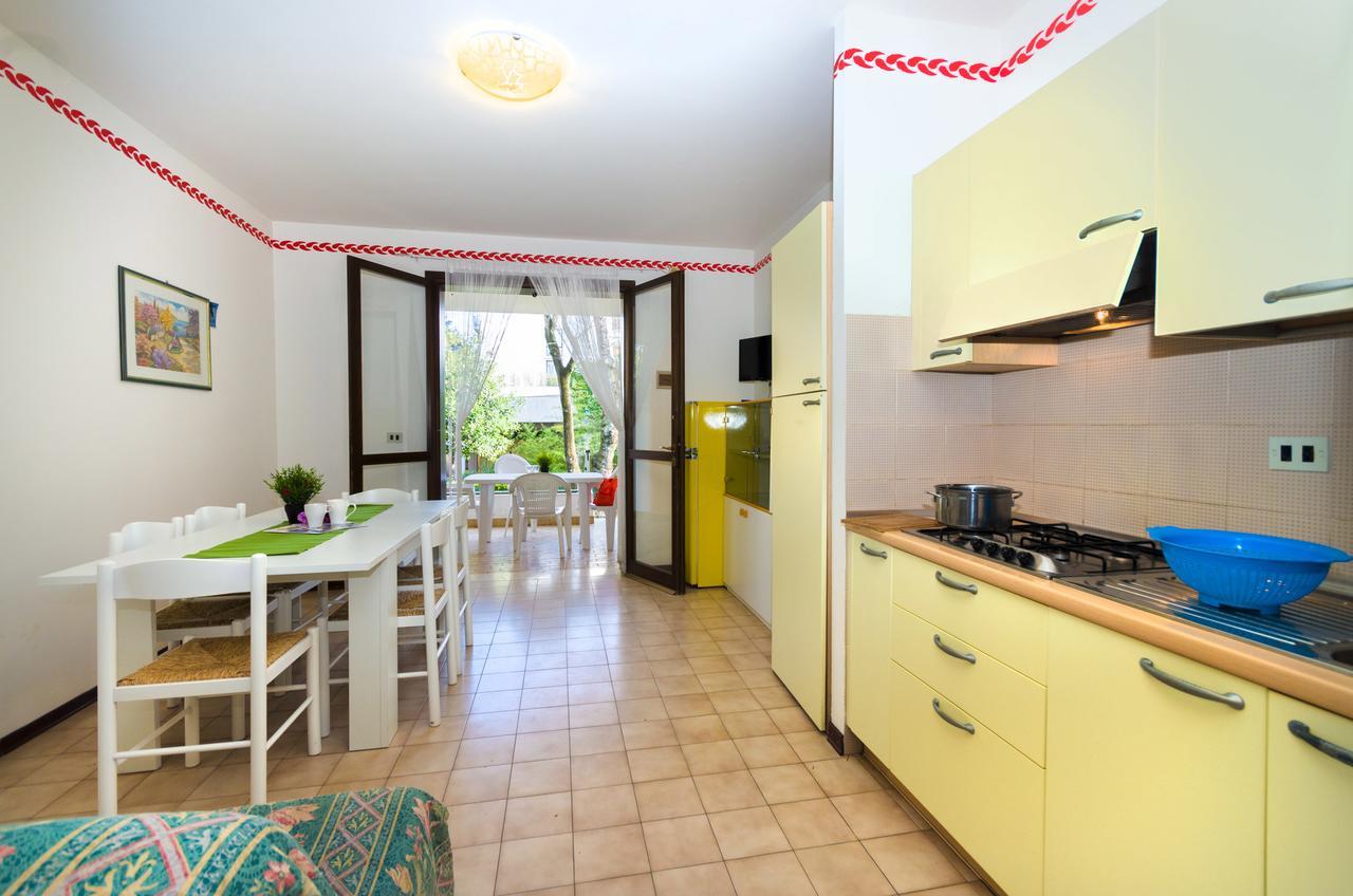 Residence Cinzia Pool Bibione Zewnętrze zdjęcie